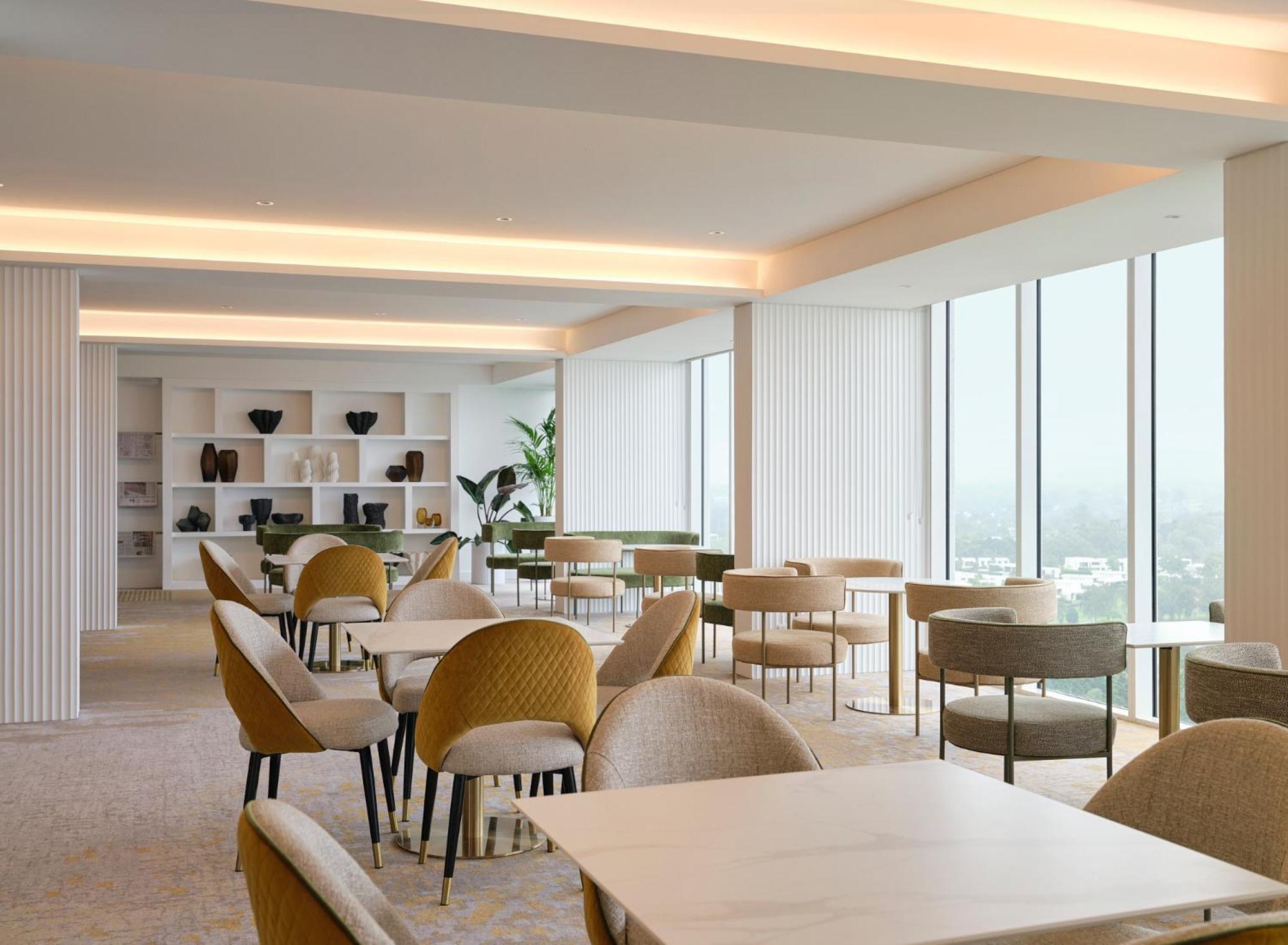 فندق آر إيه سي في رويال باينز ريزورت غولد كوست Benowa المظهر الخارجي الصورة The Club at the Ritz-Carlton, DIFC